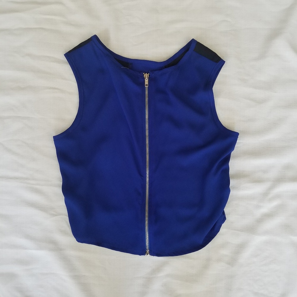 *Donated* Crop Top - Picture 2 of 4